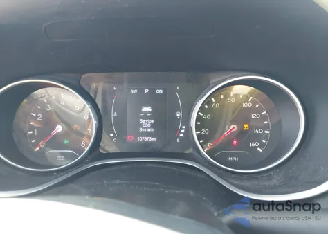 2018 Jeep Compass Latitude Fwd z USA, uszkodzony, nr VIN 3C4NJCBB1JT469184